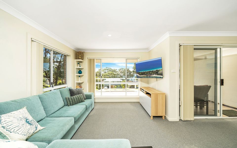 Eli2/219 – Kalimna by Experience Jervis Bay