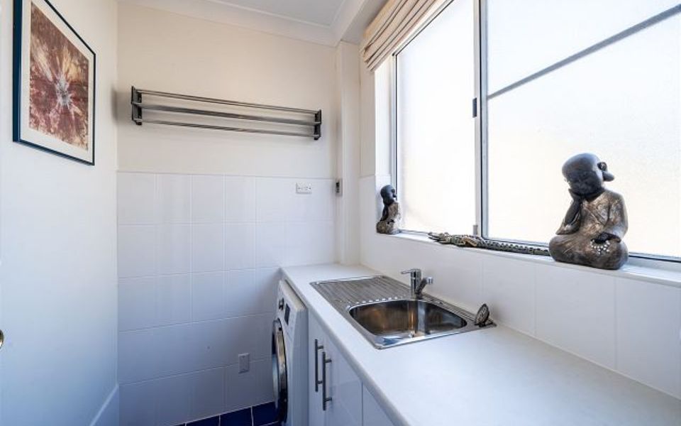 Ann1/22 – Dragonfly by Experience Jervis Bay