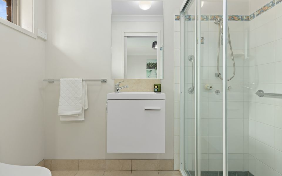 Ker2/46 – Furry Friends by Experience Jervis Bay