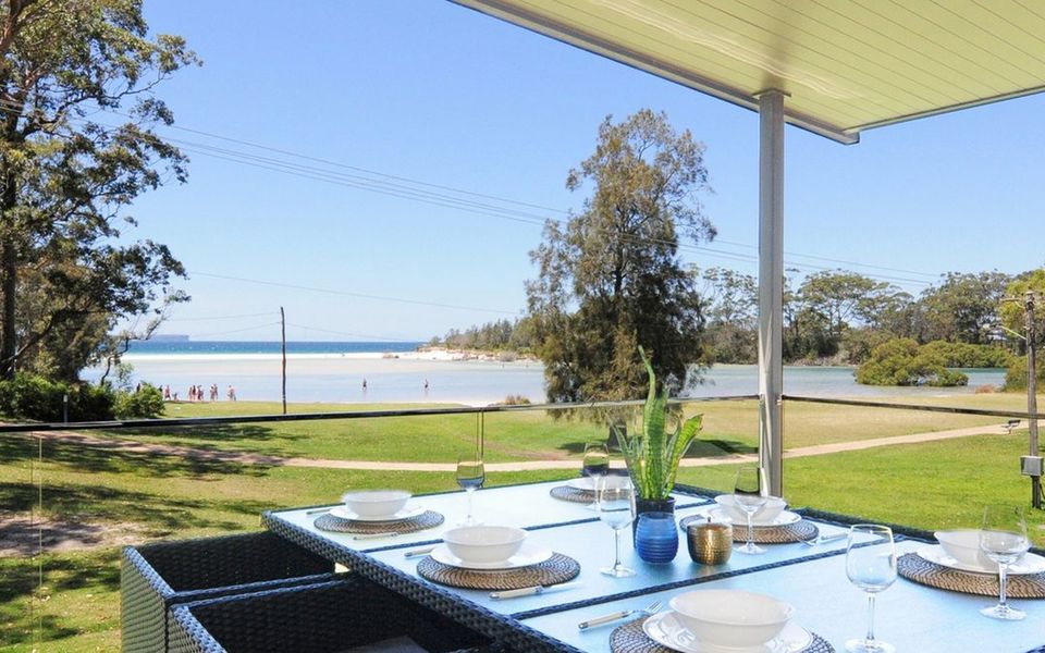 Bur84b – Waterview by Experience Jervis Bay