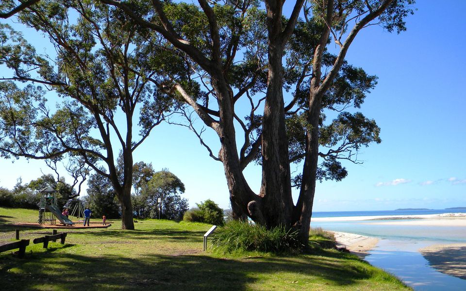 Bur84b – Waterview by Experience Jervis Bay