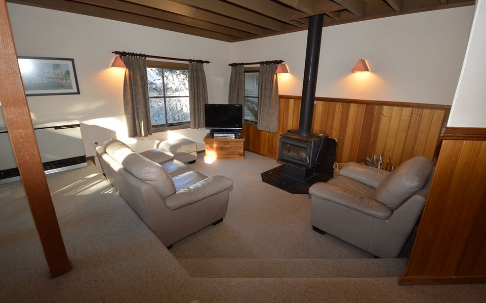 Hi Plains Garadyigan Chalet