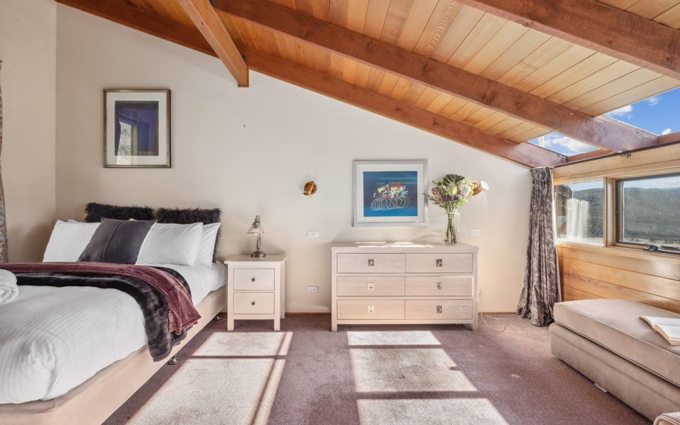 Nowhere Apartment