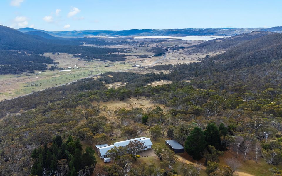 Silvertop Chalet