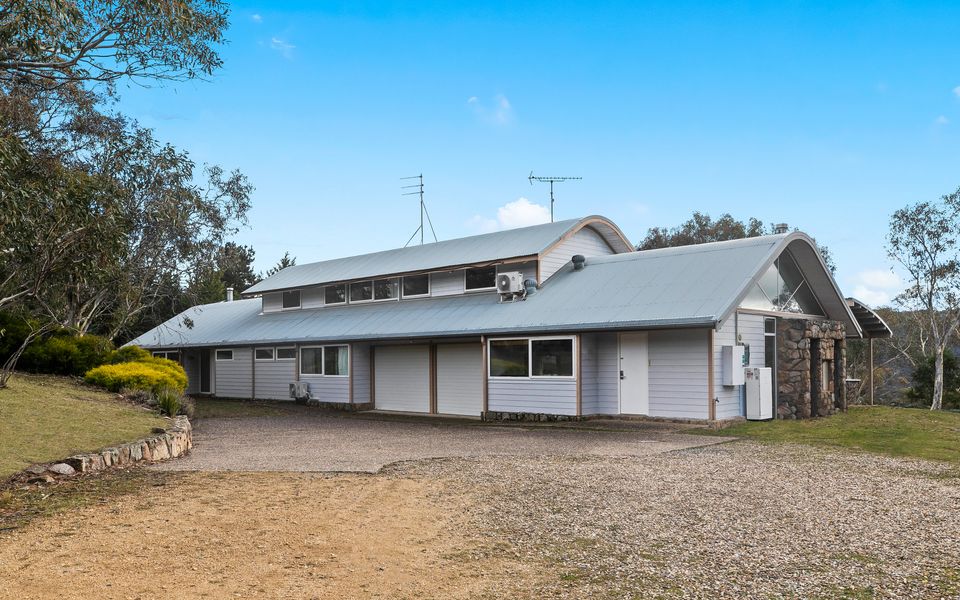 Silvertop Chalet