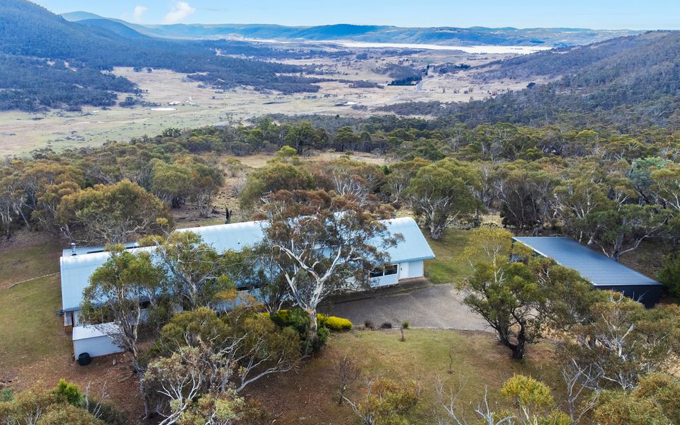 Silvertop Chalet