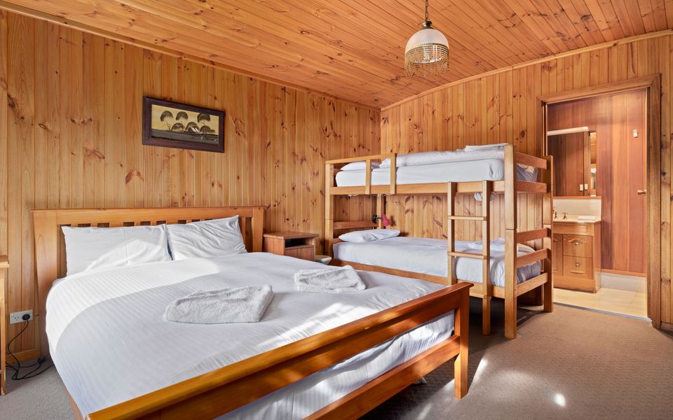 Elvira 1 bedroom