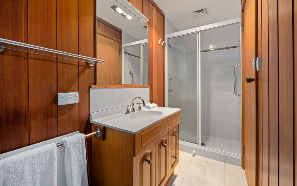 Elvira 1 bedroom