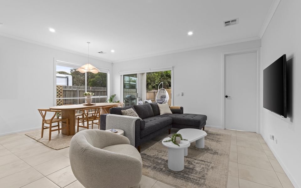 Luxe Coastal Retreat