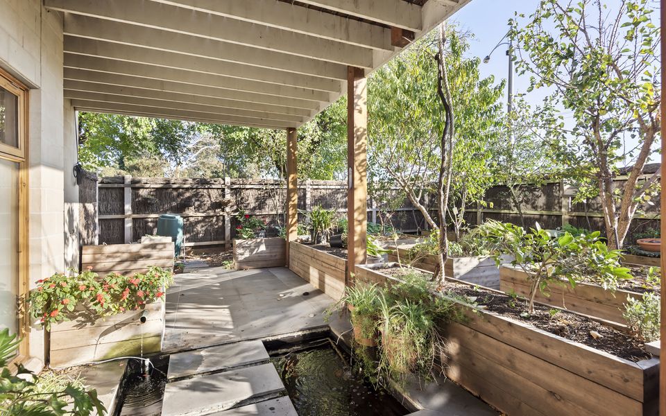 Kingfisher Beach House