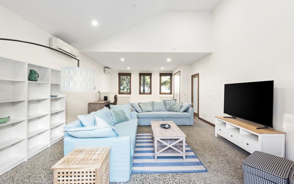 Kingfisher Beach House