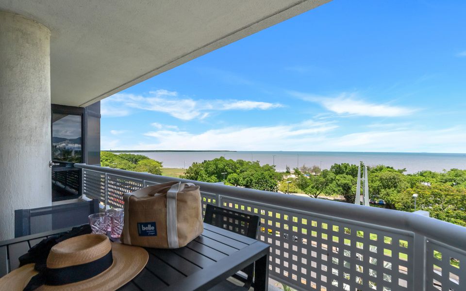 73 Rydges Plaza Esplanade with Ocean & City Views