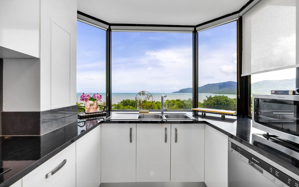 73 Rydges Plaza Esplanade with Ocean & City Views