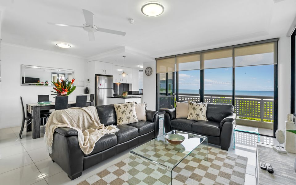 73 Rydges Plaza Esplanade with Ocean & City Views