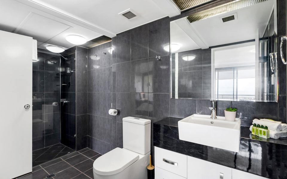 73 Rydges Plaza Esplanade with Ocean & City Views