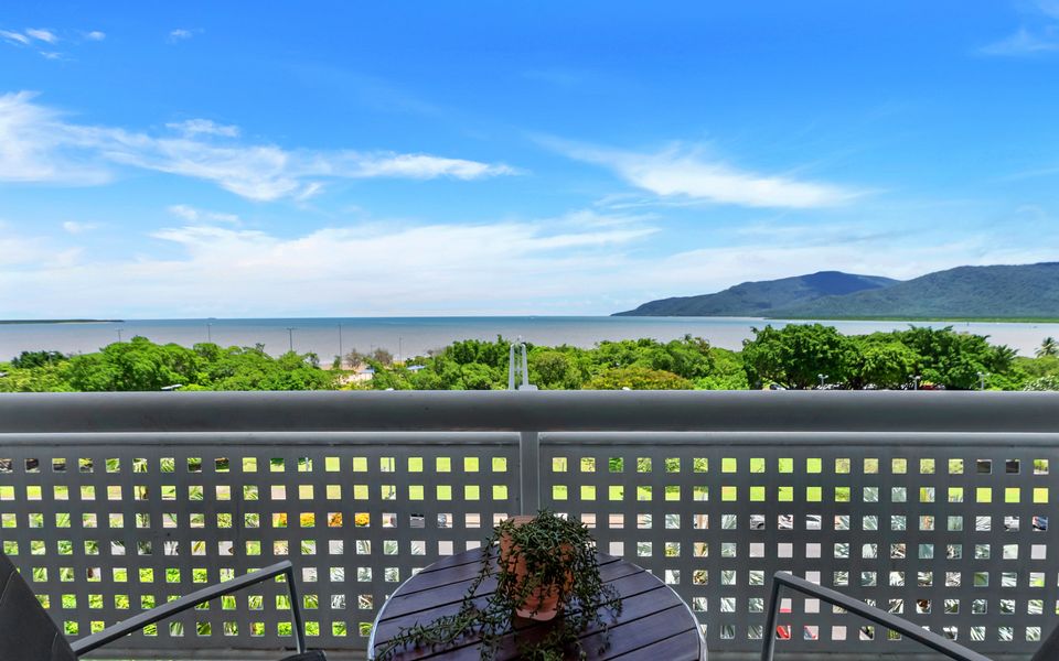73 Rydges Plaza Esplanade with Ocean & City Views