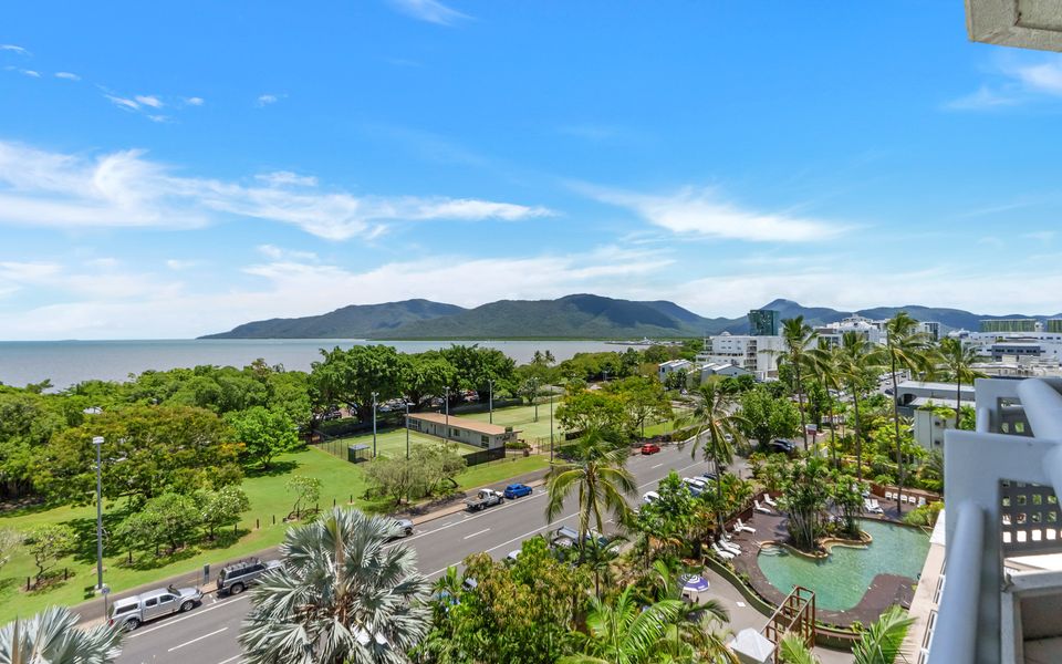 73 Rydges Plaza Esplanade with Ocean & City Views