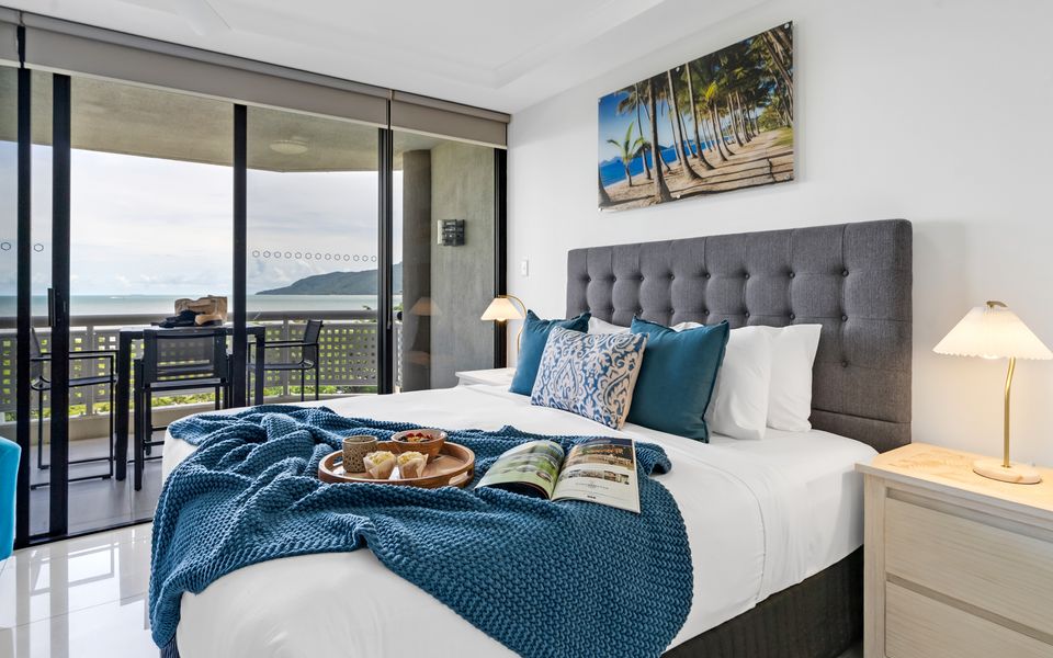 73 Rydges Plaza Esplanade with Ocean & City Views