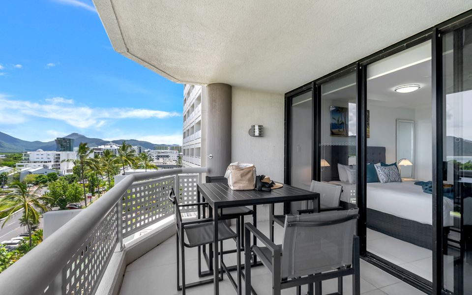 73 Rydges Plaza Esplanade with Ocean & City Views