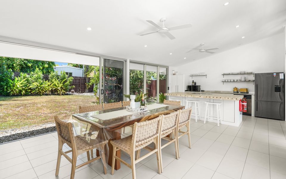 Villa Rosa Trinity Beach