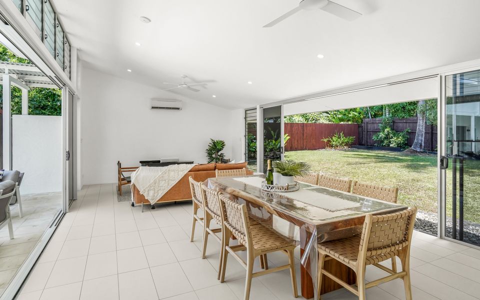 Villa Rosa Trinity Beach