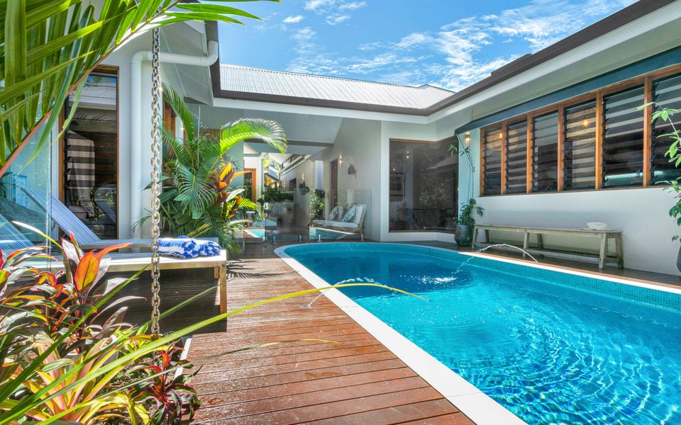 Reef Villa Palm Cove