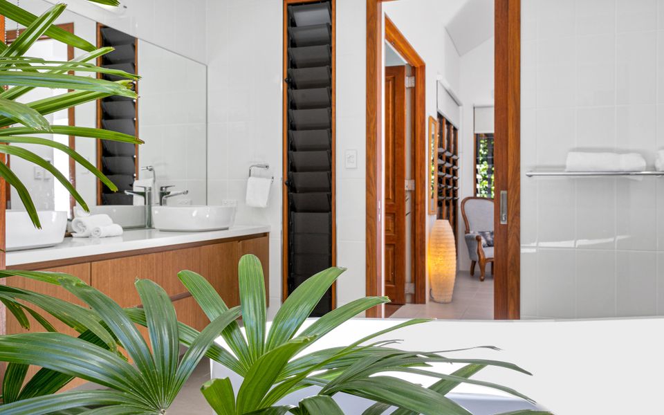 Reef Villa Palm Cove