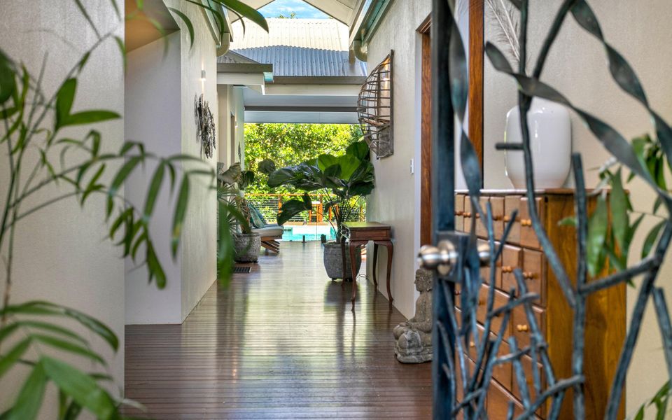Reef Villa Palm Cove
