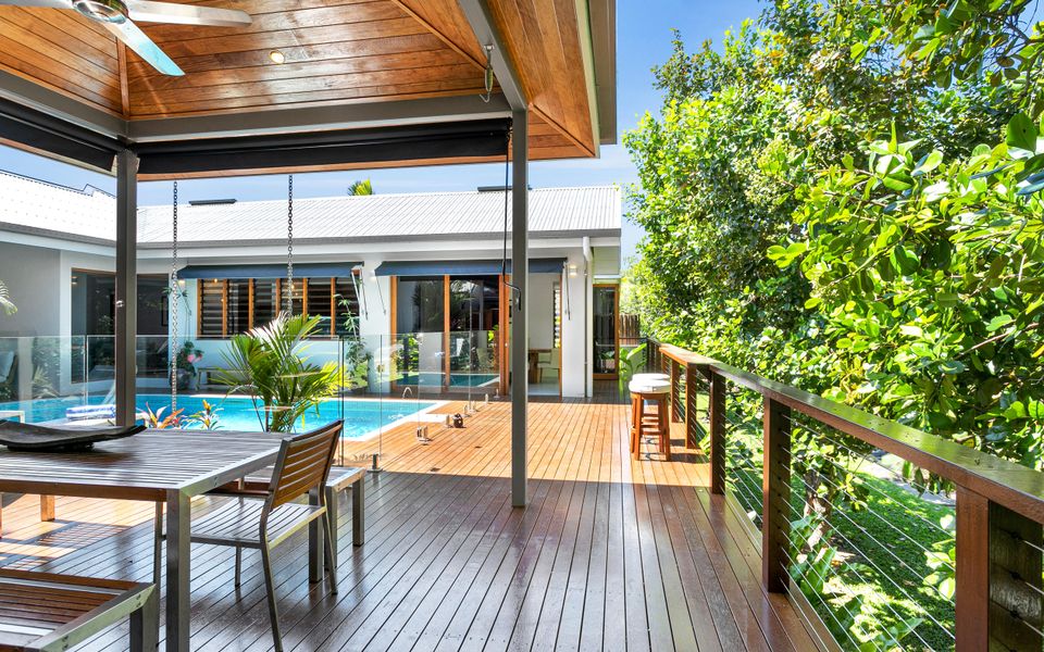 Reef Villa Palm Cove