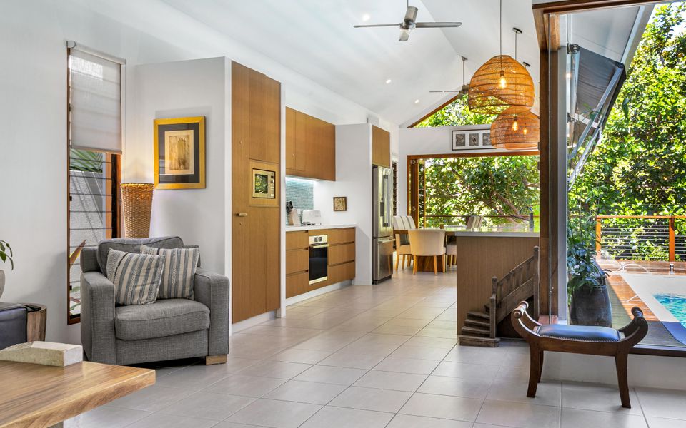 Reef Villa Palm Cove