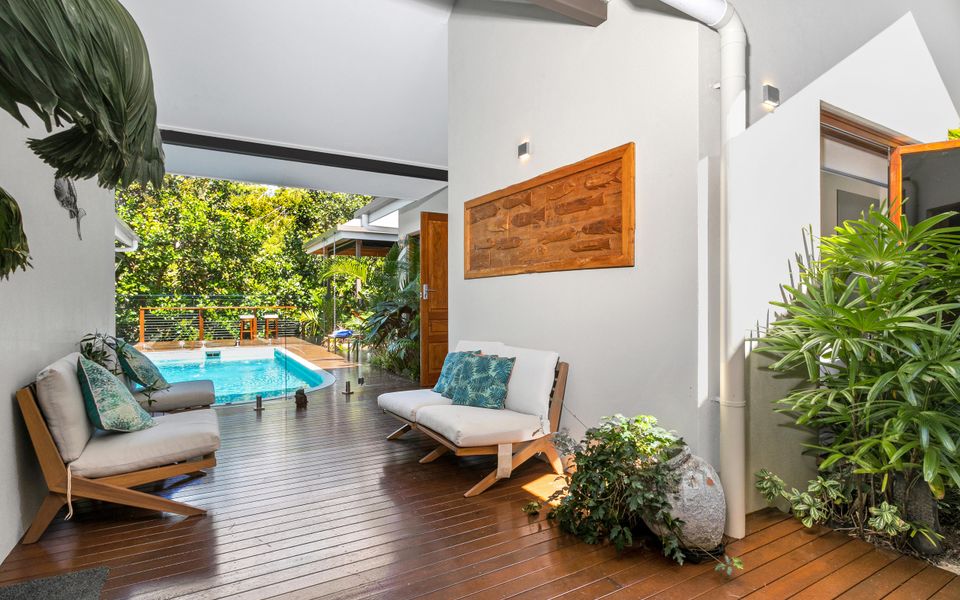 Reef Villa Palm Cove