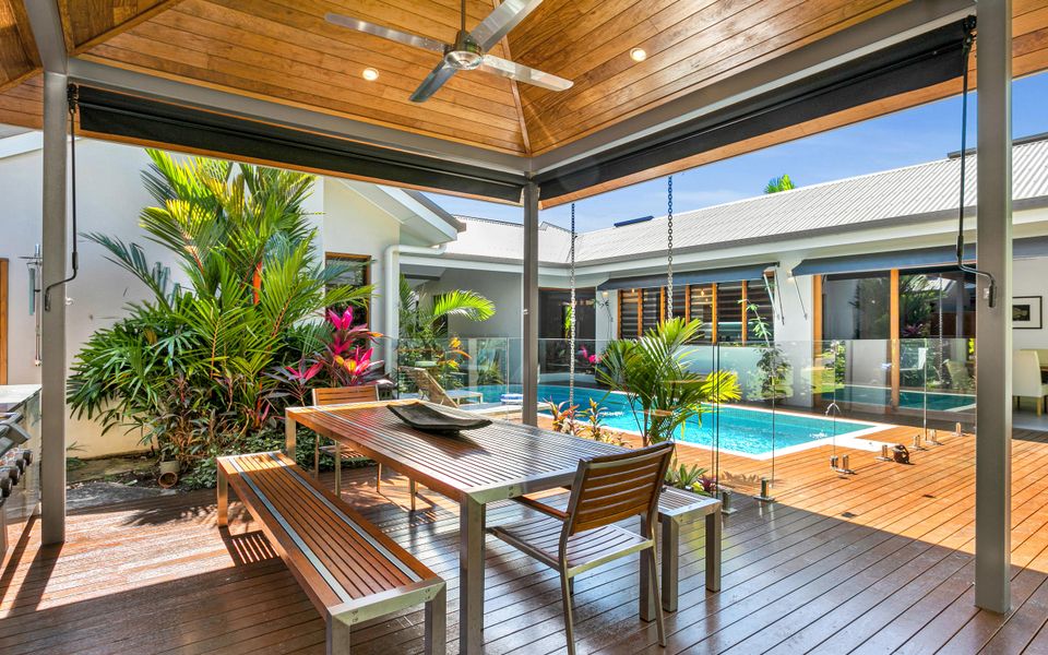 Reef Villa Palm Cove