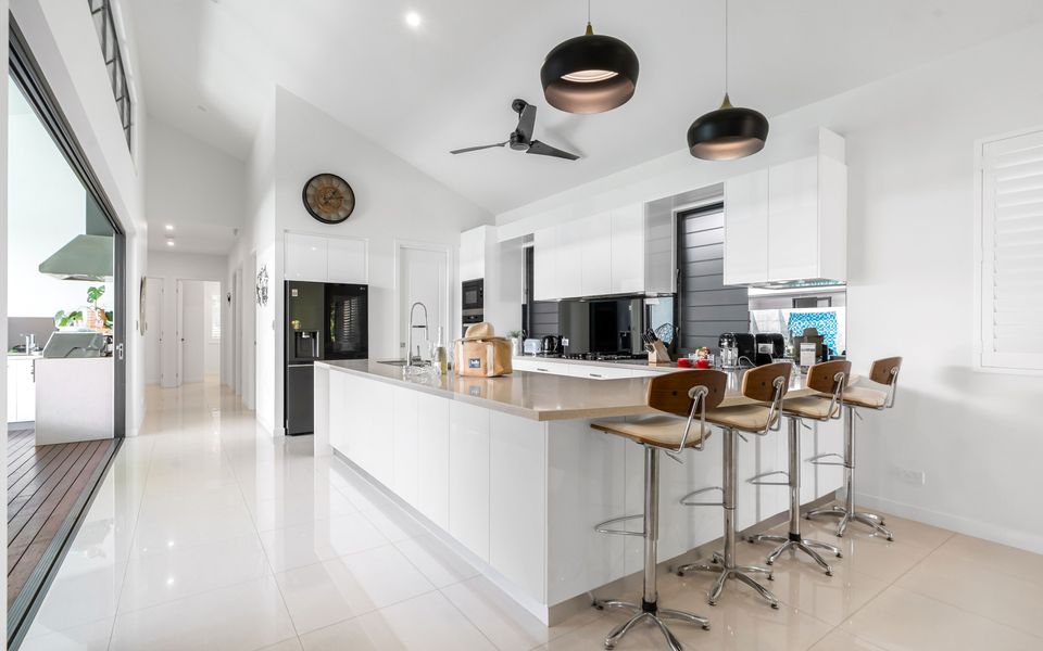 100 Cascade Palm Cove