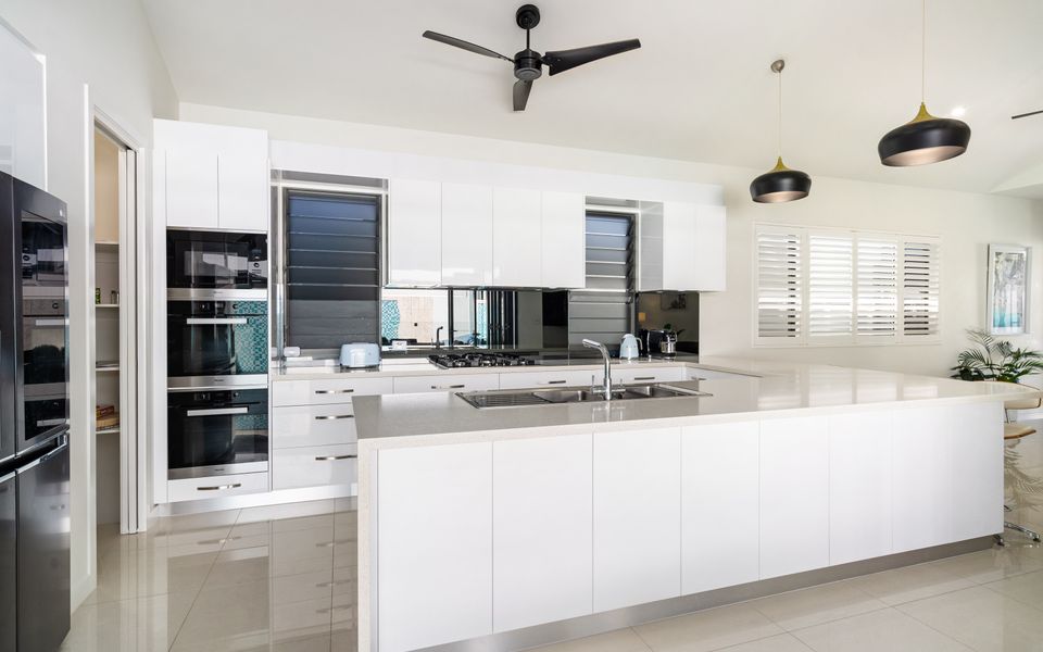 100 Cascade Palm Cove