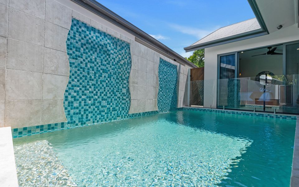 100 Cascade Palm Cove