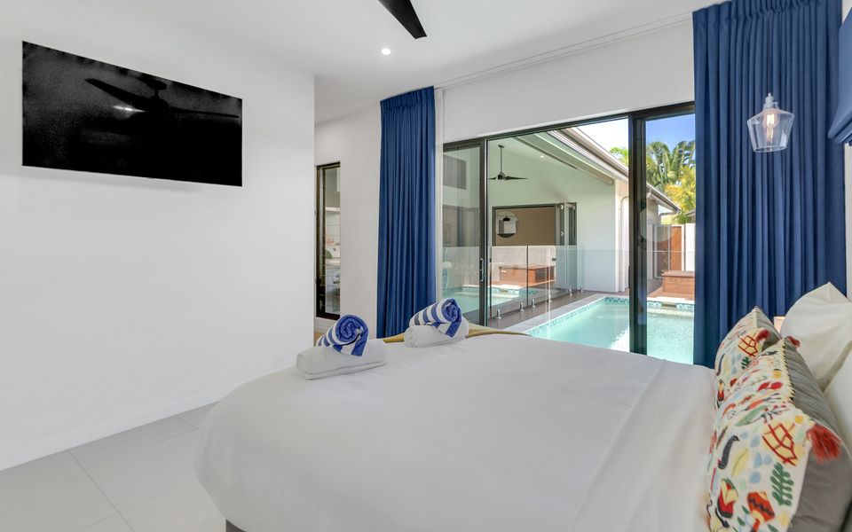 100 Cascade Palm Cove