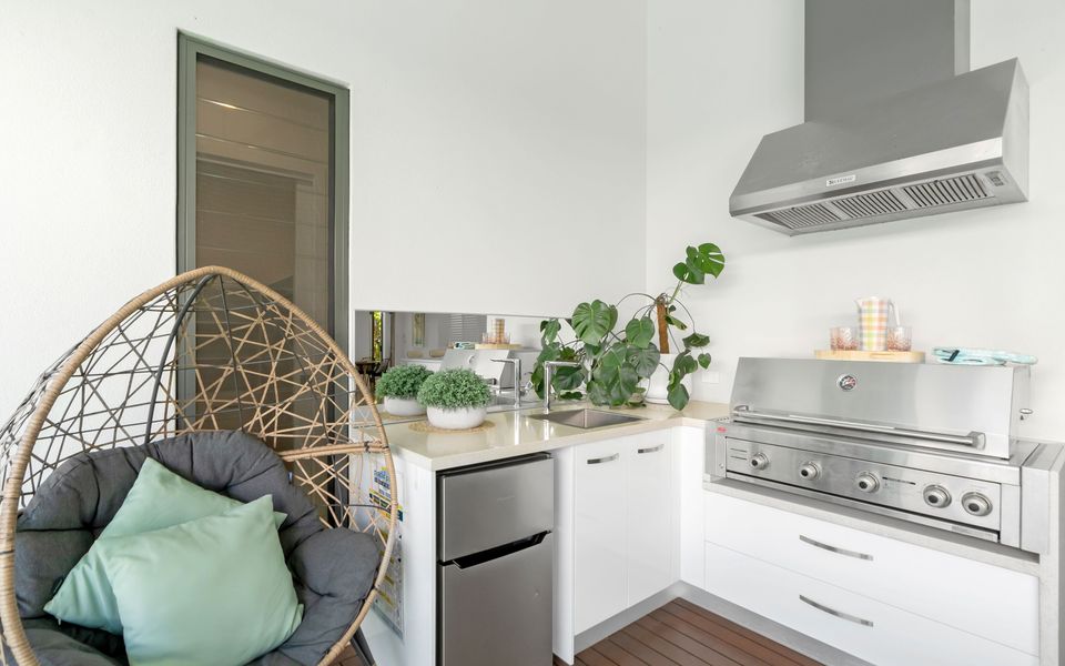 100 Cascade Palm Cove