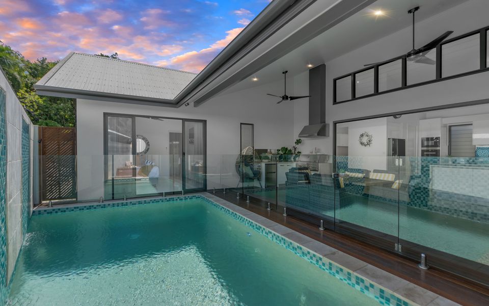 100 Cascade Palm Cove