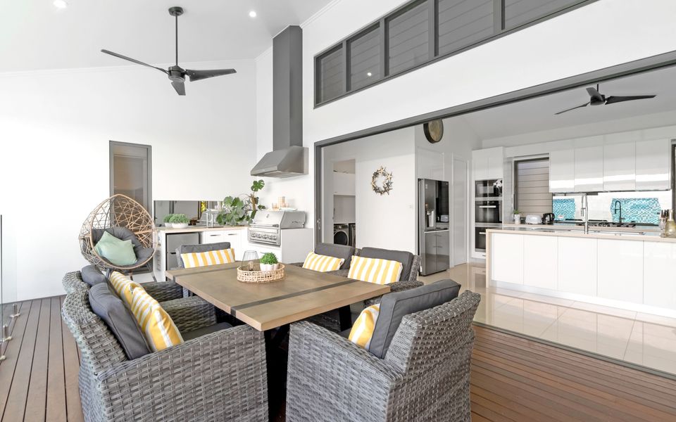 100 Cascade Palm Cove