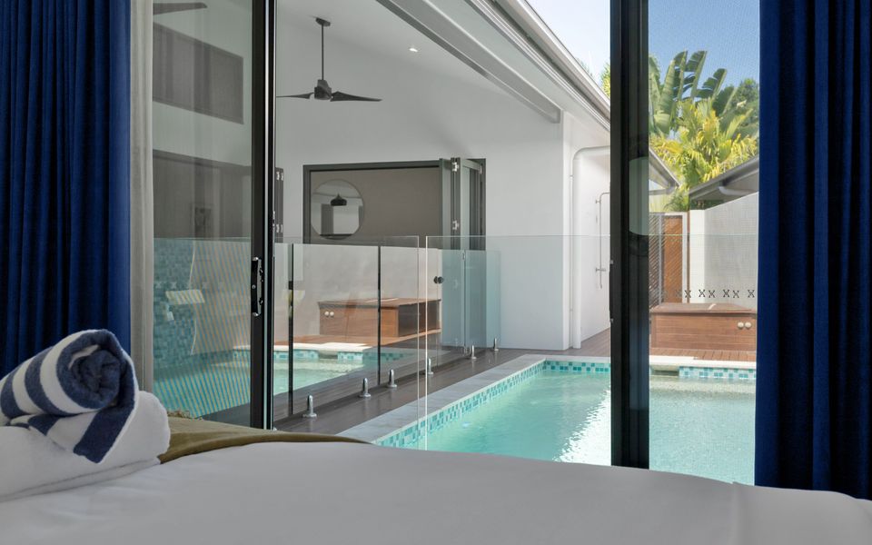100 Cascade Palm Cove