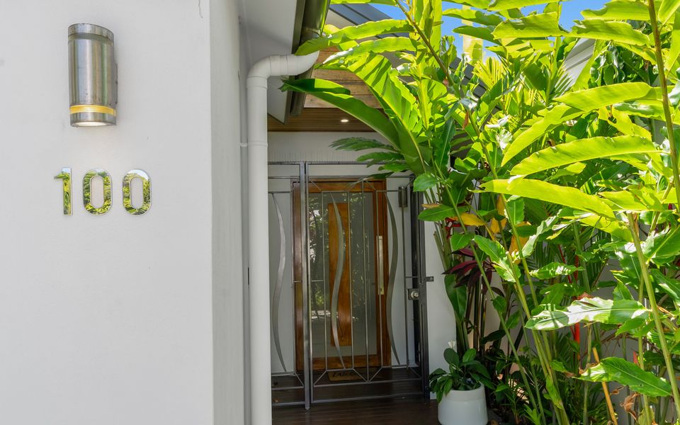 100 Cascade Palm Cove