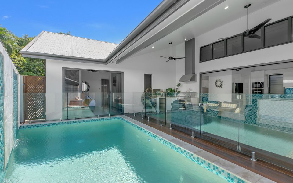 100 Cascade Palm Cove