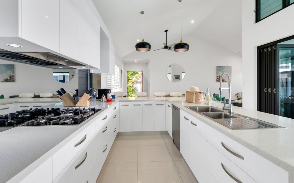 100 Cascade Palm Cove