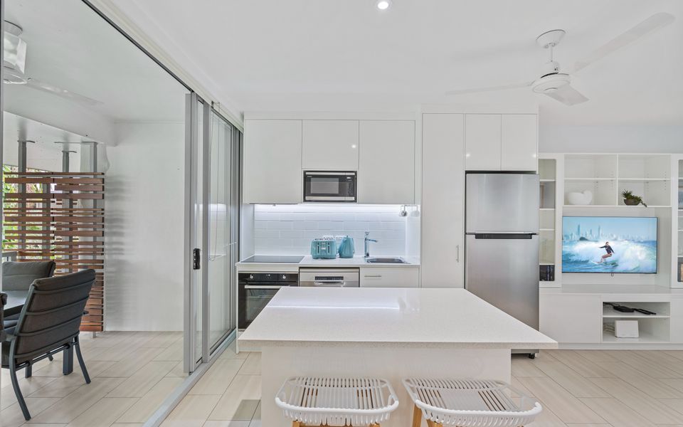 Drift Beachfront Resort Suite 4403