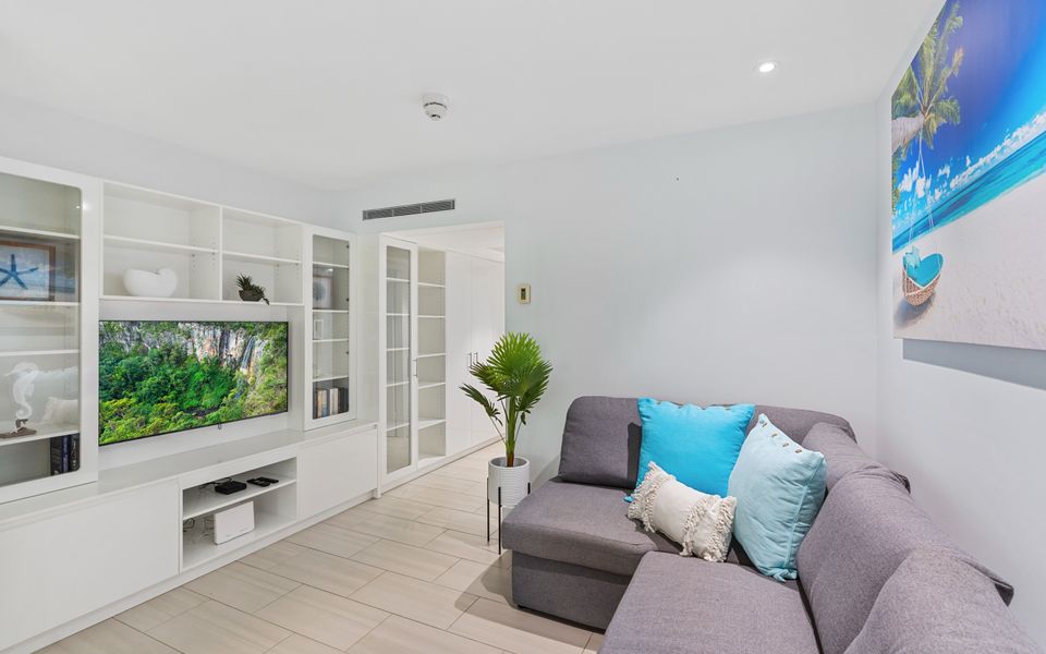 Drift Beachfront Resort Suite 4403