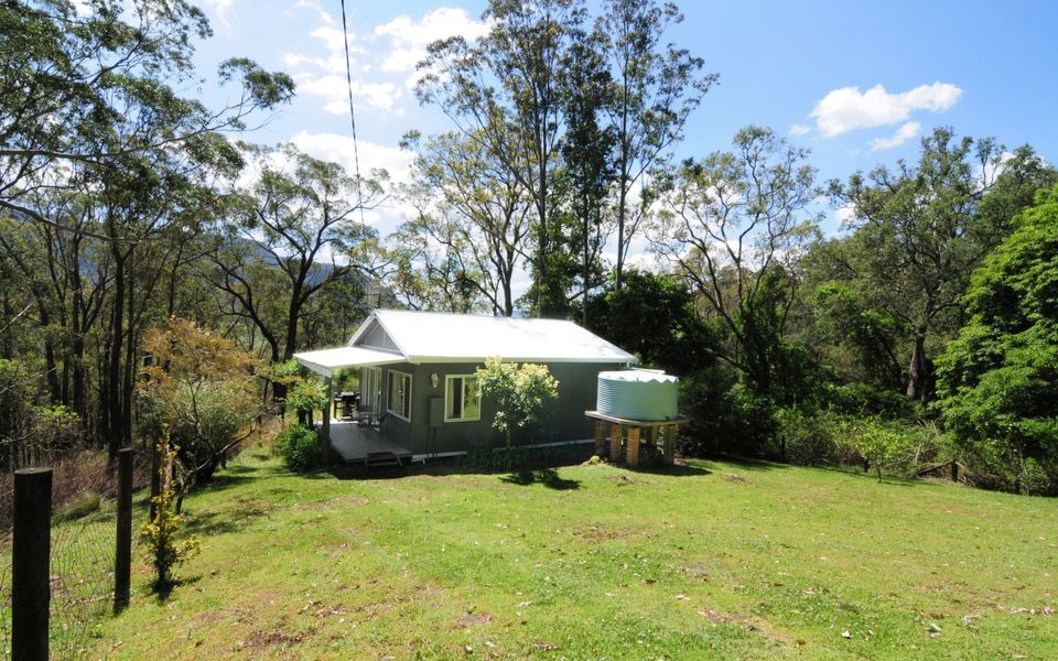 Love Shack – 1 bedroom cosy cottage!