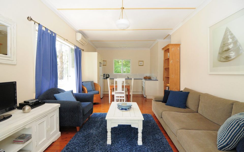 Love Shack – 1 bedroom cosy cottage!