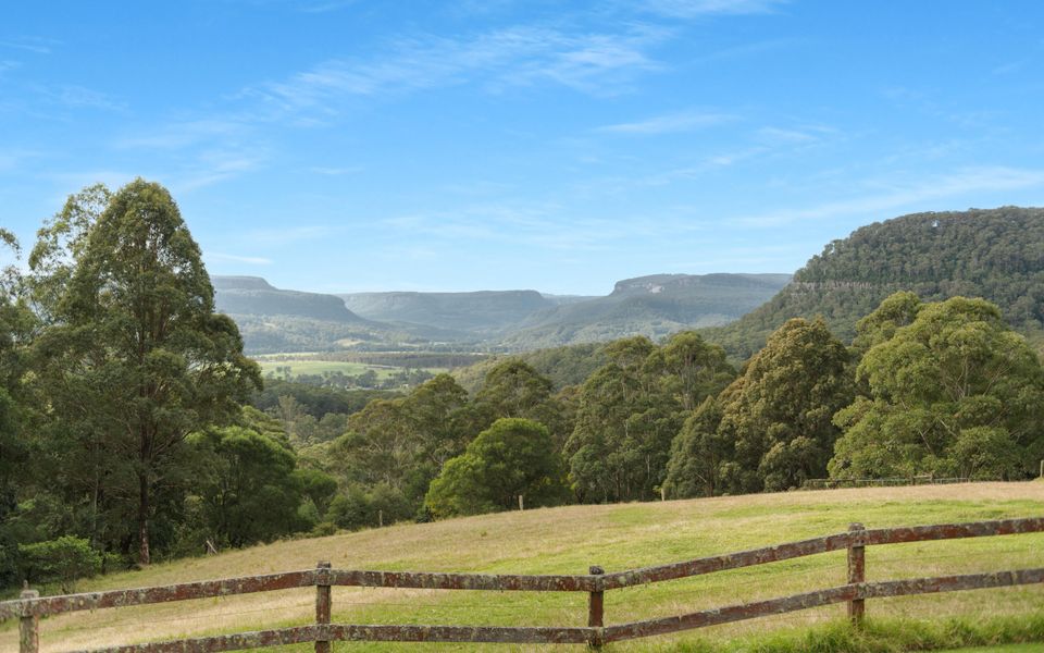 Alcheringa Cottage – Amazing Location with views!