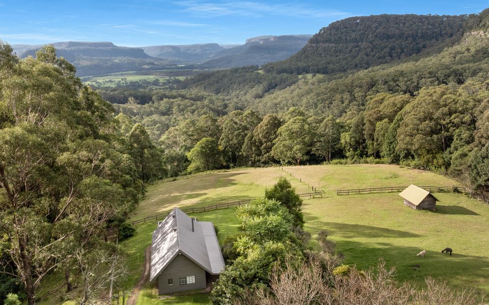 Alcheringa Cottage – Amazing Location with views!