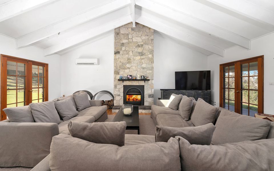 MarMel – Four bedroom home with pool and fire pit